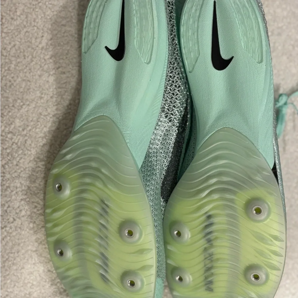 Nike Air Zoom Victory Track Spikes-Size 15 US-Mint Green- no spikes included